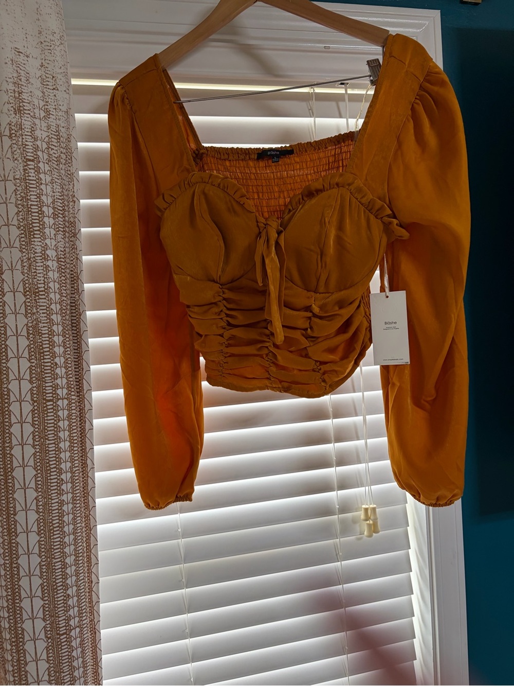 Women's Mustard Long-Sleeve Ruched Crop Top - Picture 1 of 4